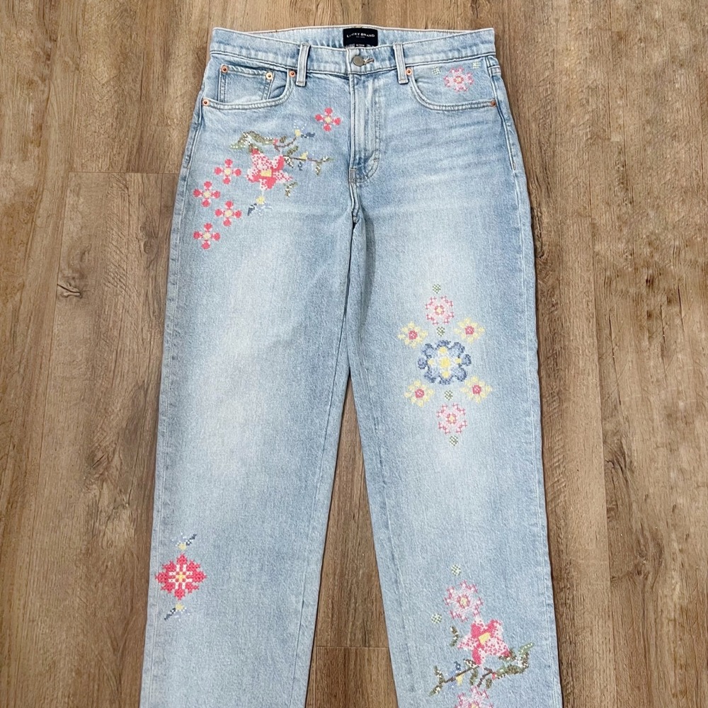 Lucky Brand Boy Mid Rise Relaxed Straight Embroidered Floral Jeans Light Wash 8 - Picture 6 of 11